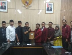 Bahas Perda Sampah, PC IMM Jember dalam Hearing Bersama DPRD Jember