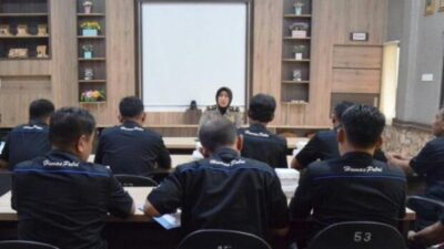 Humas Polres Pamekasan Lakukan Anev Anggota
