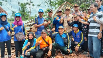Kunjungan Dandim bersama Forkopimda Pamekasan pada Korban Bencana