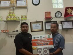 Dukung Pendidikan Tahfidz, Lazismu dan LP3M Lamongan Serahkan Bantuan Al Qur’an ke Pondok Pesantren