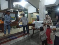 Masa Pandemi, Masjid di Kota Batu Ini Tetap Sediakan Takjil Ramadhan