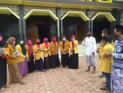 Kalangan Pelajar di Lamongan Bergerak Membuka Donasi hingga Bagikan Masker