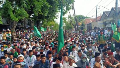 Warga Nahdlatul Ulama Kembali Unjuk Rasa di Kantor Polres Pamekasan