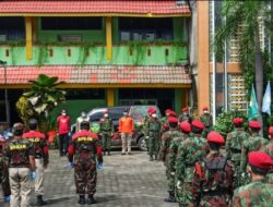 Langganan Banjir, KOKAM Jatim Bersih-Bersih Pasar Benjeng dan Sanitasi Air di Gresik