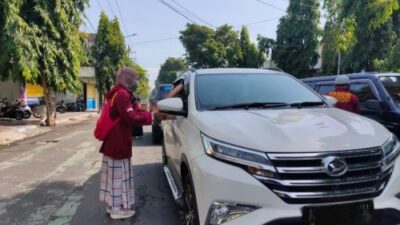Usai Mendapat Izin, Mahasiswa di Lumajang Galang Donasi untuk Korban Bencana