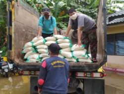 Ratusan Relawan Muhammadiyah Dirikan 7 Pos Pelayanan Bantu Warga di Kalimantan Selatan