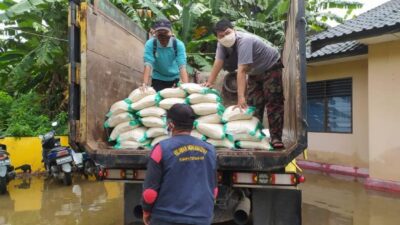 Ratusan Relawan Muhammadiyah Dirikan 7 Pos Pelayanan Bantu Warga di Kalimantan Selatan
