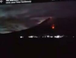 Gunung Semeru Kembali Keluarkan Awan Panas Guguran Sejauh 4,5 Kilometer