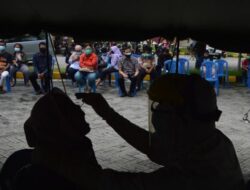 Angka Positif Covid-19 di Indonesia Nyaris Tembus 1 Juta Kasus
