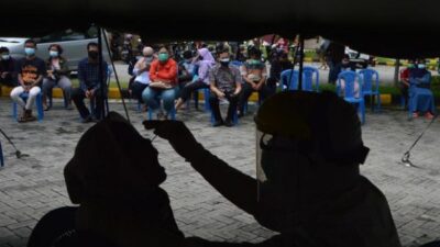 Angka Positif Covid-19 di Indonesia Nyaris Tembus 1 Juta Kasus