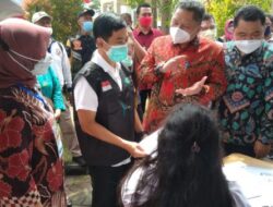 Wamenkes Bersama Pemkot Surabaya Tinjau Vaksinasi Tenaga Kesehatan