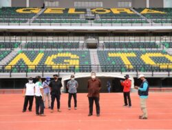 Plt Wali Kota Surabaya Tinjau Tiga Lapangan Latihan GBT