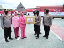 Tiba di Polda Kalsel, Bantuan Polda Jatim dan Bhayangkari Jatim Langsung Didistribusikan