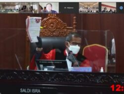 Sidang Sengketa Pilwali, Majelis Hakim Pertanyakan Surat Bu Risma