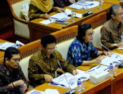 Pemerintah Potong Insentif Tenaga Kesehatan Hingga 50 Persen