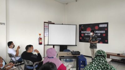 Tekan Klaster Covid-19 Perusahaan, Relawan RSLI Gelar Sosialisasi Secara Offline