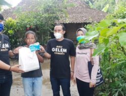 Peringatan HPN 2021, PWI Ponorogo Bagikan Paket Sembako Warga Kurang Mampu