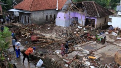 Usai Diterjang Banjir, Pemkab Pasuruan Memerlukan Anggaran Rp 3,6 M untuk Perbaikan Tanggul