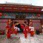 Jatim Park Group menampilkan busana tradisional Tiongkok dalam rangka merayakan Imlek 2572. (Foto/Rubianto)