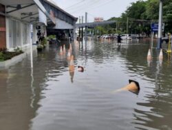 Banjir Rendam Stasiun Semarang, Jadwal Kereta Api Terganggu