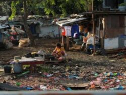 Penduduk Miskin di Jatim Meningkat Jadi 11,46 Persen