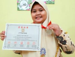 Siswi SD Muhammadiyah 12 Surabaya Raih Juara 2 Olimpiade Matematika Tingkat Internasional