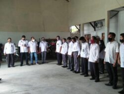 Upaya Menjaga Kekompakan, KPU Pamekasan Lakukan Apel Pagi