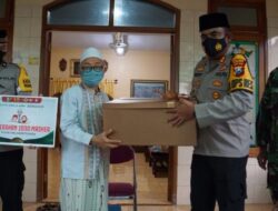 Kapolresta Mojokerto Gandeng Kodim 0815 Canangkan Gerakan Santri Bermasker di Ponpes