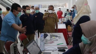 Wakil Wali Kota Armudji Tinjau Vaksinasi COVID-19 di RSUD dr Soewandhie