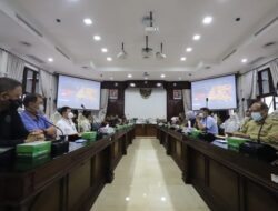 Pemkot Surabaya Siapkan Relaksasi Usaha