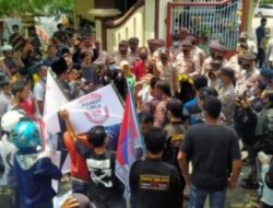 Aksi Penolakan Penghapusan TPP ASN di Pamekasan