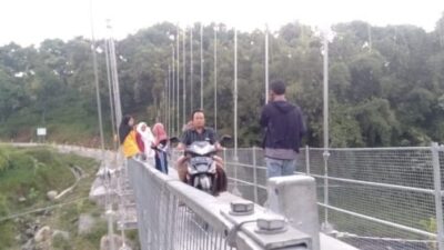 Jembatan gantung