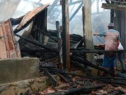 Kios Pasar Palengaan Dilalap Si Jago Merah