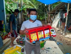 Industri Kreatif Minatur Truk Oleng di Ponorogo Banjir Peminat