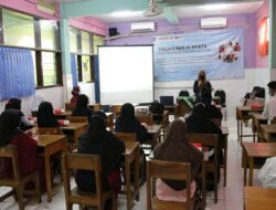 “Let’s Explore The World!” Sebagai Penutup KKN PCR di Tambaksari
