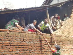 9 Rumah Ambruk Diterjang Hujan dan Angin di Malang
