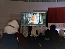 Ganjar Pranowo Dorong Mahasiswa untuk Bantu UMKM Menuju Digitalisasi