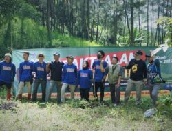 UMM Tanam Pohon dan Buka Jalan Warga di Pujon Hill