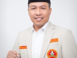 Perjalanan Muhammad Sukron, Alumnus UMM yang Sukses Jadi Komisaris