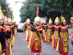PKL UMM – SMK Muhisa Saling Bergandengan Warnai Kemeriahan Kampung Cempluk Festival