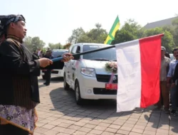 Peringati HUT ke-458, Pemkab Madiun Distribusikan 55 Mobil Siaga untuk Perluas Akses Kesehatan Desa