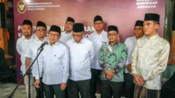 Kunjungi Gresik, Menko Pemberdayaan Masyarakat Siapkan KSEKP untuk Berantas Kemiskinan Ekstrem