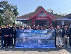 Jawab Kebutuhan Petani, Mahasiswa KKN UMM Kembangkan Pestisida Nabati di Bulurejo