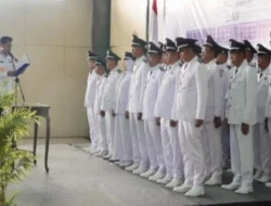 Lantik 23 Pambakal Baru, Bupati Banjar Minta Percepat Pembangunan dan Sukseskan Sinergi Desa