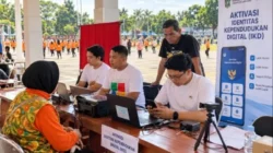 Jemput Bola Layanan Adminduk, Pemkab Lumajang Buka Aktivasi IKD di Area CFD dan Sekolah